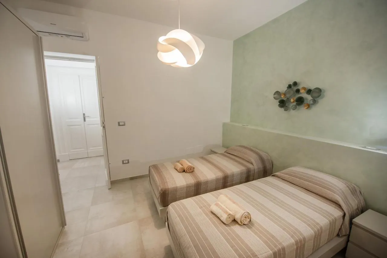 דירות Lecce Santa Chiara Terrace Piano Rialzato 0*,  איטליה
